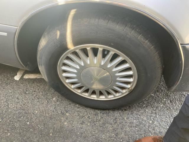 TOYOTA CROWN MAJESTA 1998