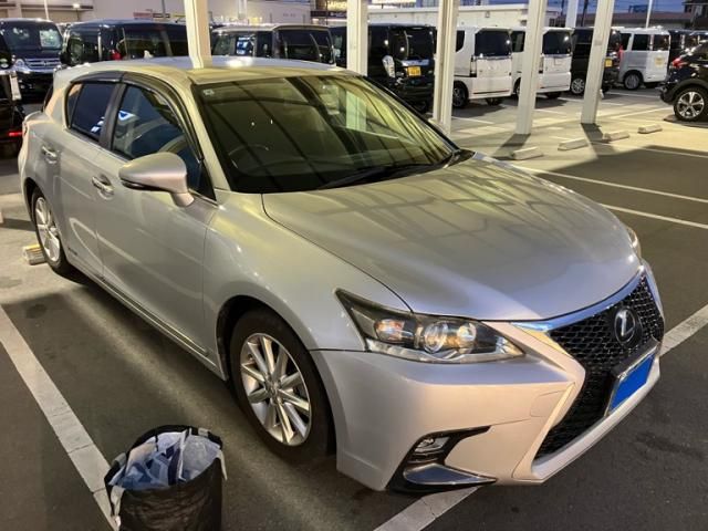 TOYOTA LEXUS CT200h 2012