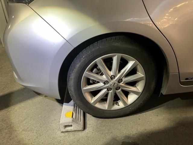 TOYOTA LEXUS CT200h 2012