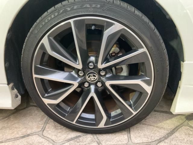 TOYOTA COROLLA SPORT HYBRID 2018