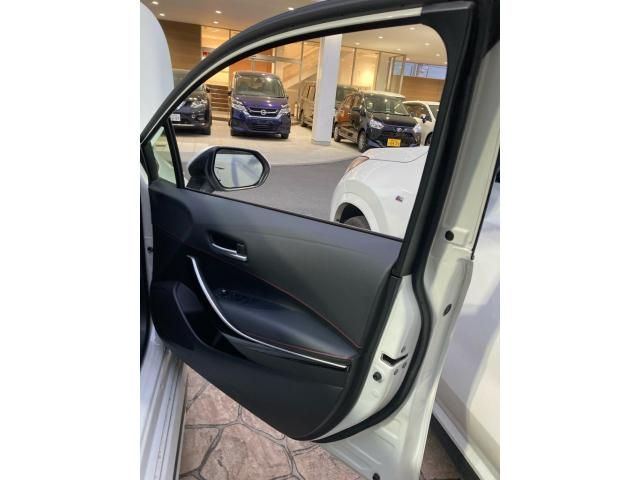 TOYOTA COROLLA SPORT HYBRID 2018