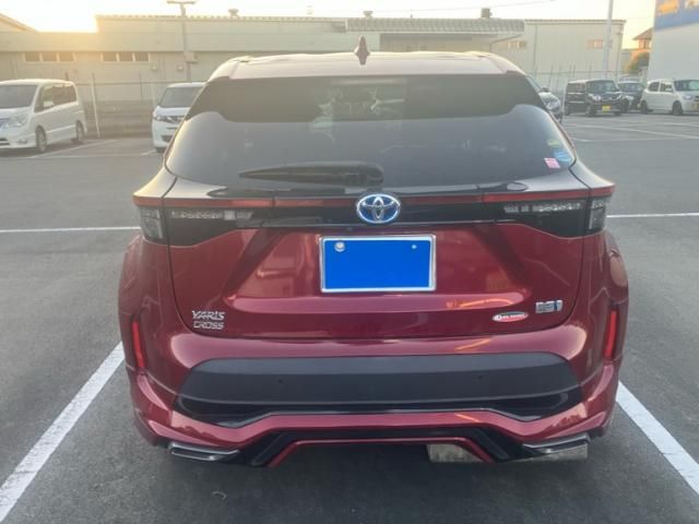 TOYOTA YARIS CROSS HYBRID 2021