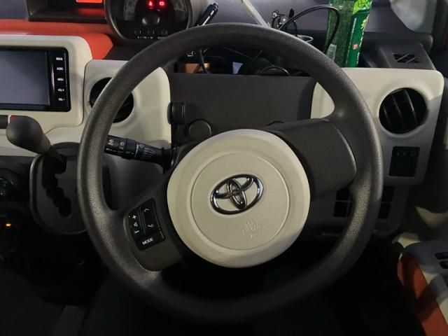 TOYOTA PORTE 4WD 2015
