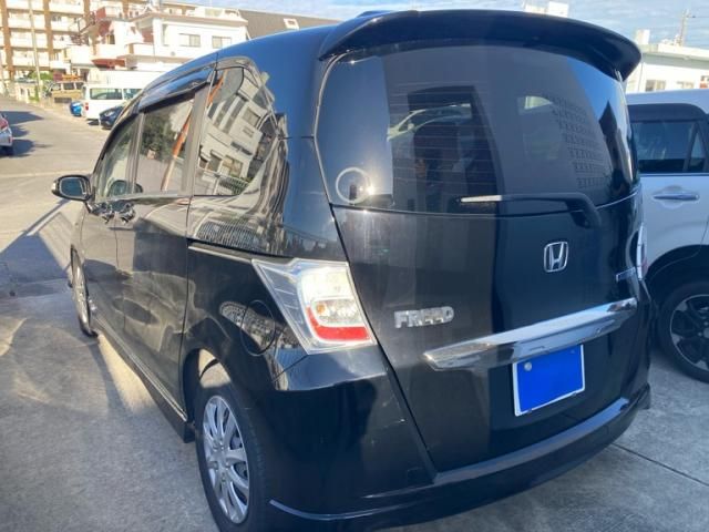 HONDA FREED HYBRID 2013