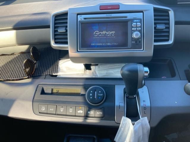 HONDA FREED HYBRID 2013