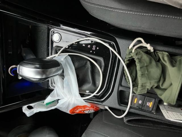 VOLKSWAGEN VOLKSWAGEN GOLF TOURAN 2017