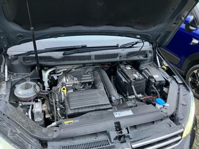 VOLKSWAGEN VOLKSWAGEN GOLF TOURAN 2017