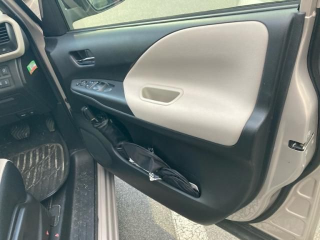 NISSAN SERENA  S-HYBRID 2016