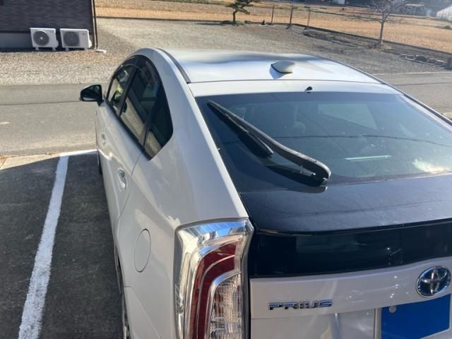 TOYOTA PRIUS 2013