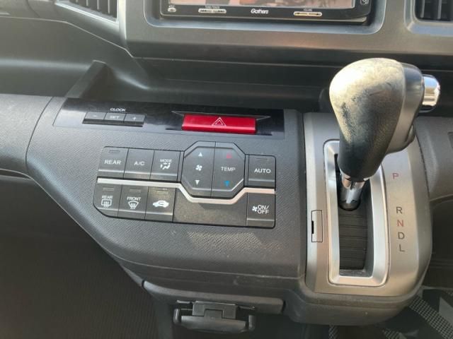 HONDA STEPWAGON 2010