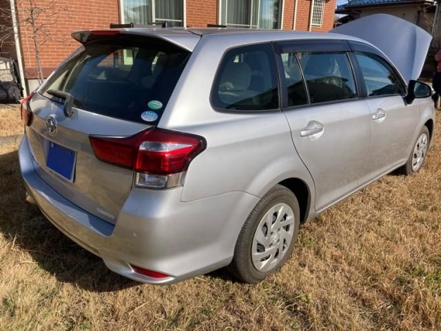 TOYOTA COROLLA FIELDER 2017