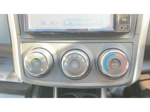 TOYOTA COROLLA FIELDER 2017