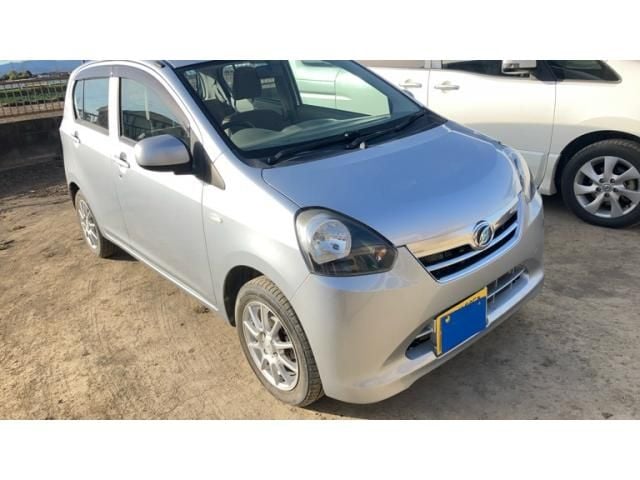 DAIHATSU MIRA e:S 2012