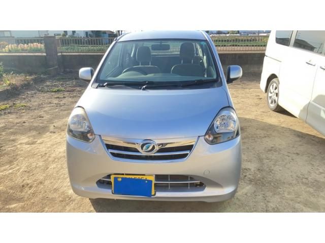DAIHATSU MIRA e:S 2012