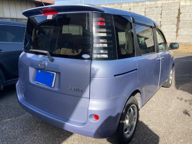 TOYOTA SIENTA 2003