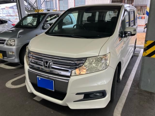 HONDA STEPWAGON SPADA 2010