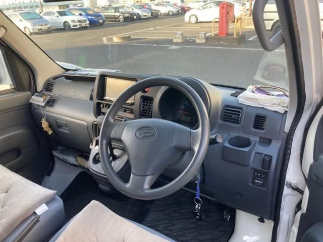 DAIHATSU HIJET CARGO 2014