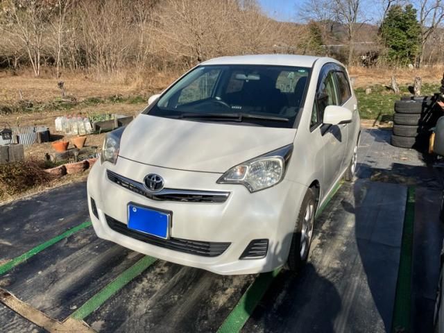 TOYOTA RACTIS 2011