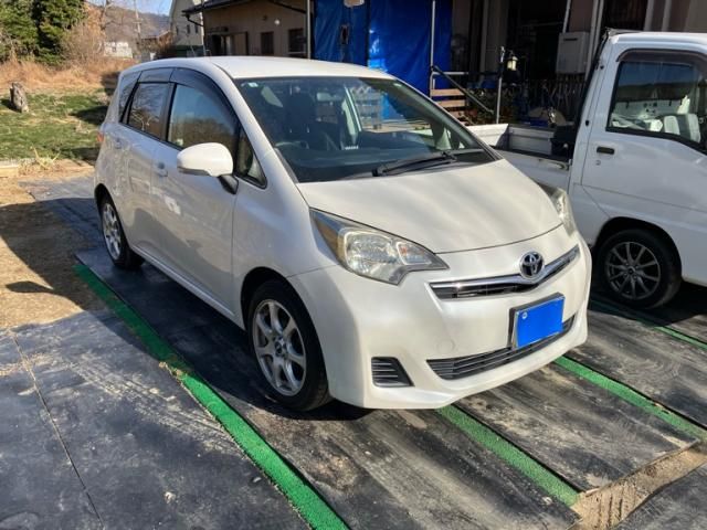 TOYOTA RACTIS 2011