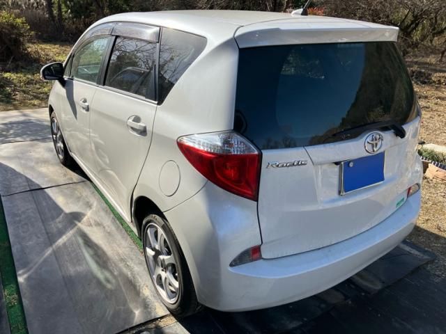 TOYOTA RACTIS 2011