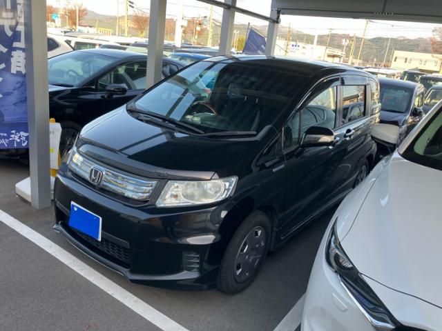 HONDA FREED Spike HYBRID 2015