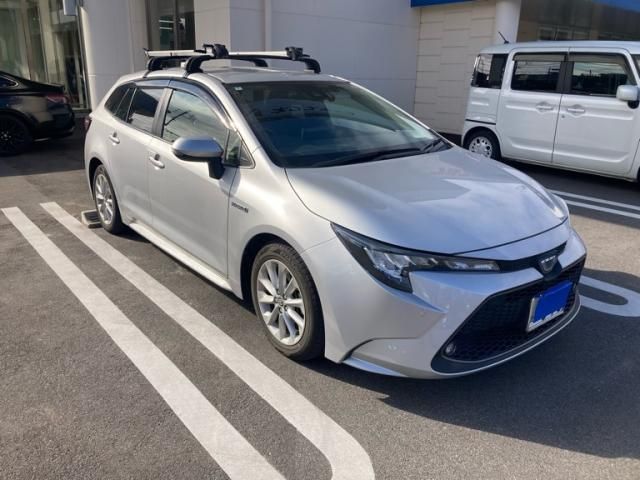 TOYOTA COROLLA TOURING HYBRID 4WD 2020