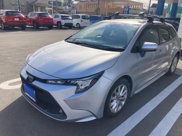 TOYOTA COROLLA TOURING HYBRID 4WD 2020