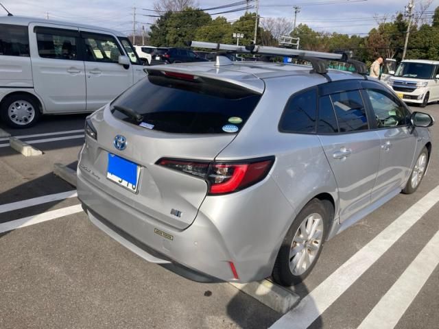 TOYOTA COROLLA TOURING HYBRID 4WD 2020