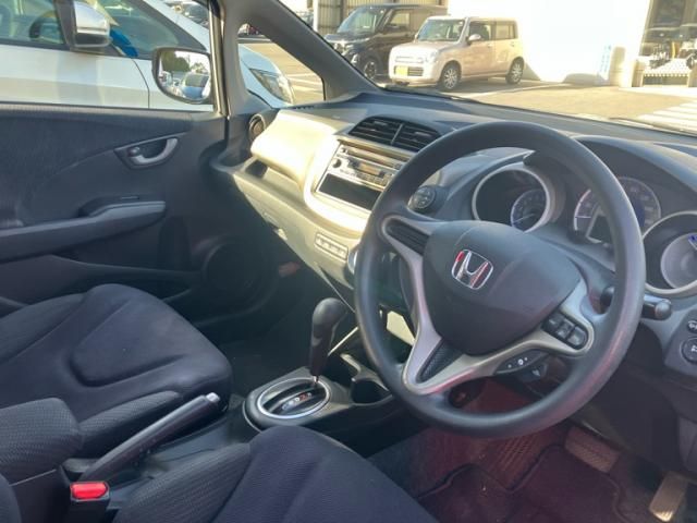 HONDA FIT HYBRID 2011