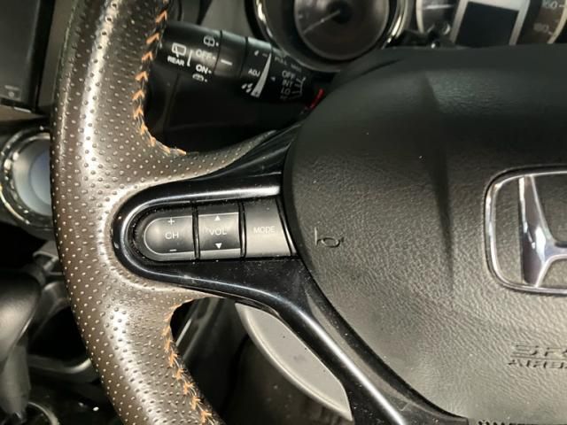 HONDA FIT SHUTTLE HYBRID 2013