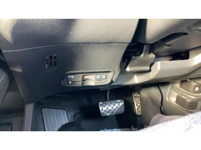 HONDA VEZEL HYBRID 2016