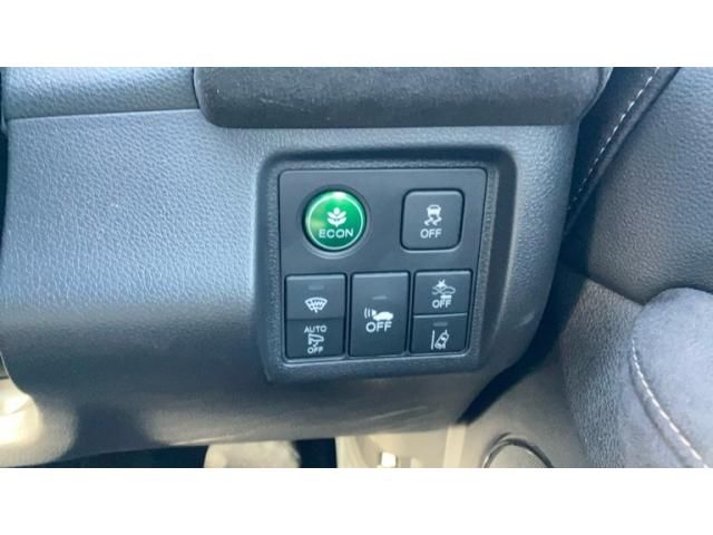 HONDA VEZEL HYBRID 2016