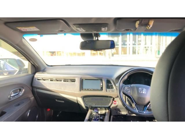 HONDA VEZEL HYBRID 2016