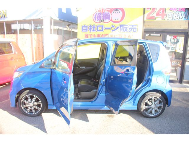 MITSUBISHI eK custom 4WD 2018