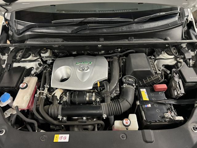 TOYOTA HARRIER 4WD 2017