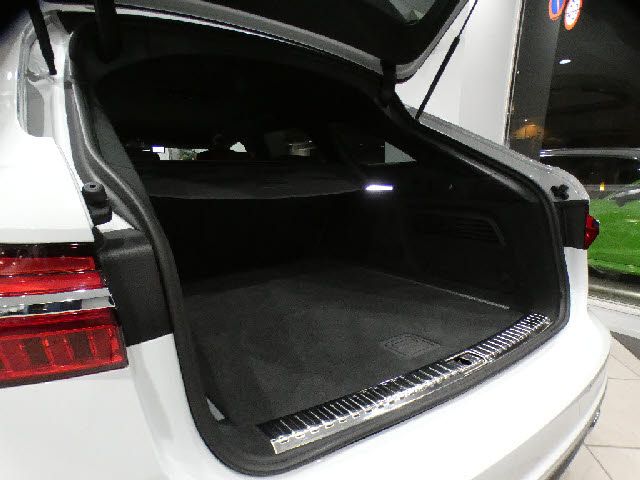 AUDI AUDI S6 AVANT 2022