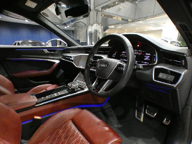 AUDI AUDI S6 AVANT 2022