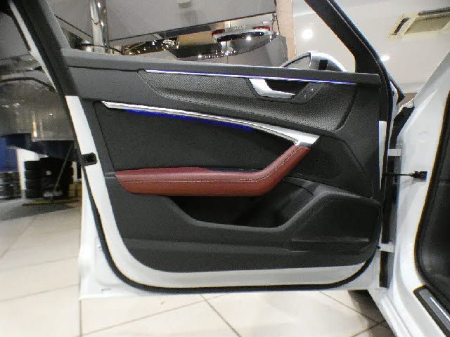 AUDI AUDI S6 AVANT 2022