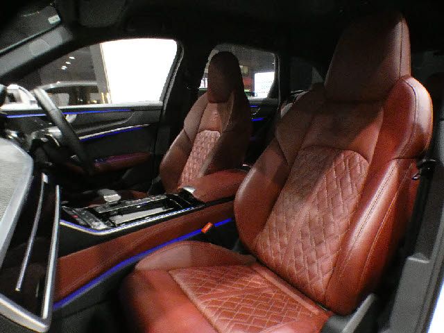 AUDI AUDI S6 AVANT 2022