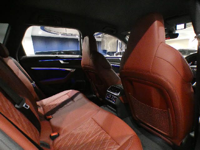 AUDI AUDI S6 AVANT 2022