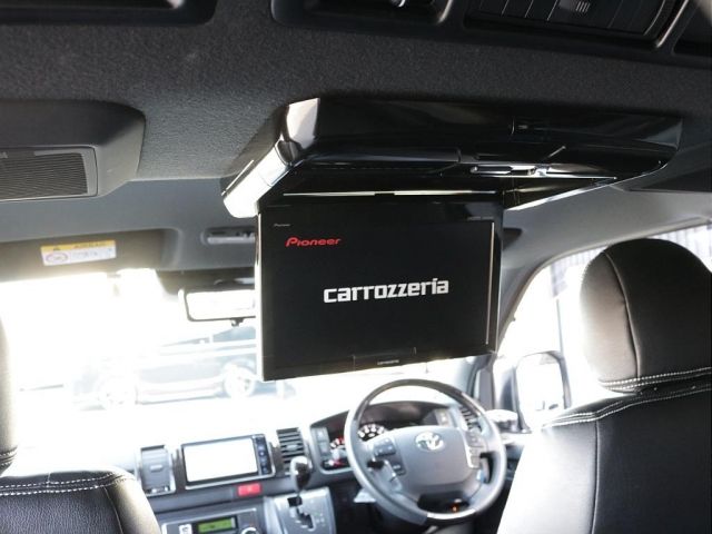 TOYOTA HIACE van 4WD 2023