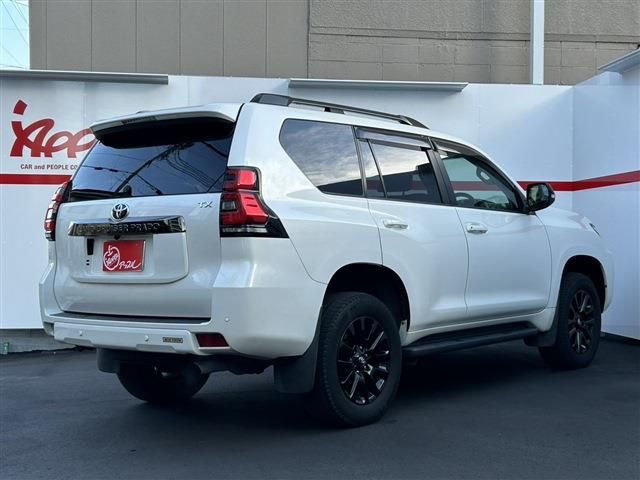 TOYOTA LANDCRUISER PRADO 2021