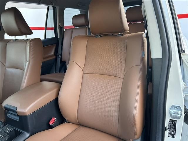 TOYOTA LANDCRUISER PRADO 2021