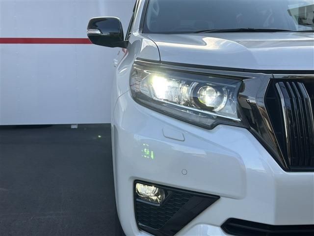 TOYOTA LANDCRUISER PRADO 2021