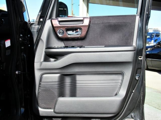 HONDA N BOX CUSTOM 2018