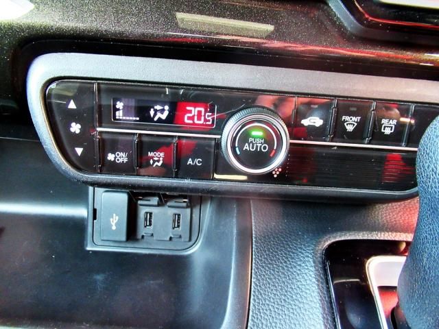 HONDA N BOX CUSTOM 2018