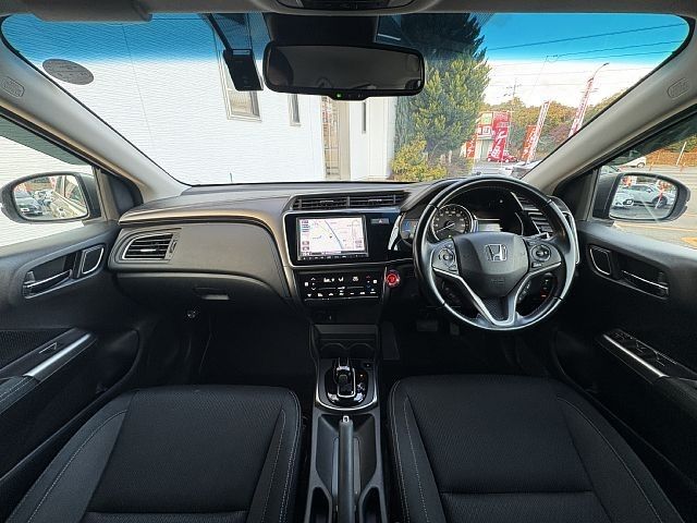 HONDA GRACE HYBRID 2019