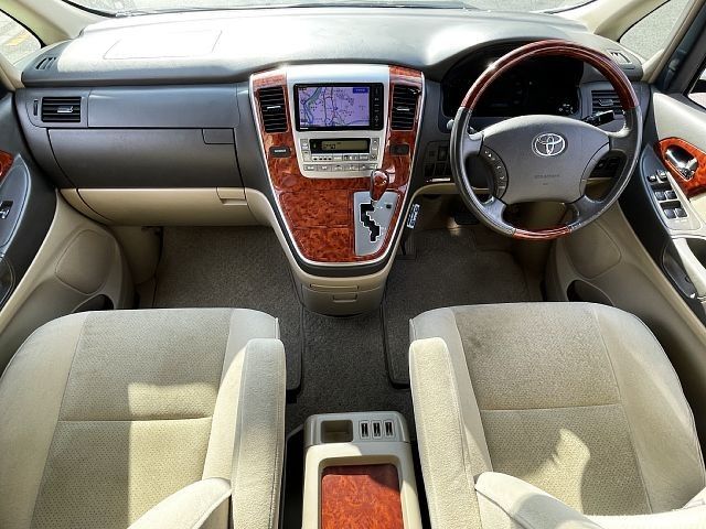 TOYOTA ALPHARD V 2005
