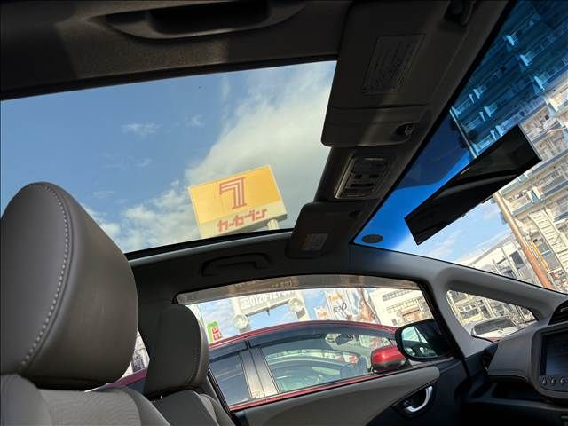 HONDA FIT SHUTTLE HYBRID 2011