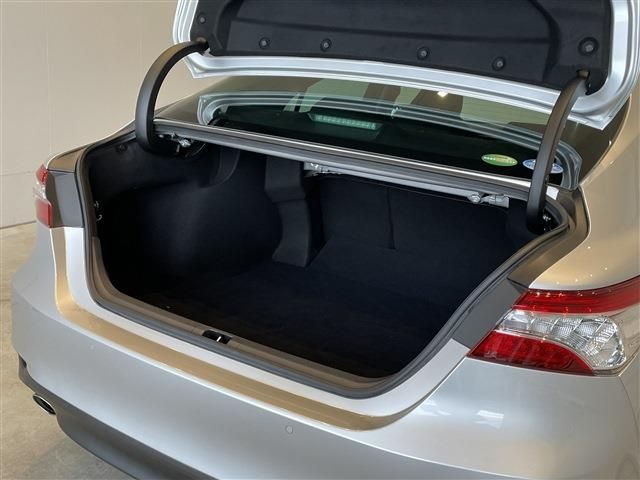 TOYOTA CAMRY HYBRID 2020